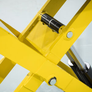 Up To Paint, matériel de levage pour garage & carrosserie | RR Equipements